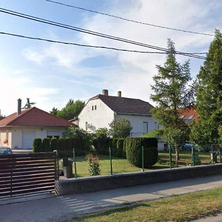 Holiday Home In Keszthely/Balaton 39648 المظهر الخارجي الصورة