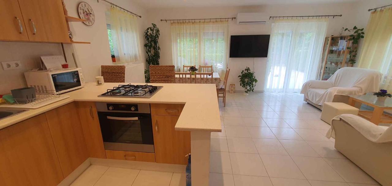 Holiday Home In Keszthely/Balaton 39648 المظهر الخارجي الصورة