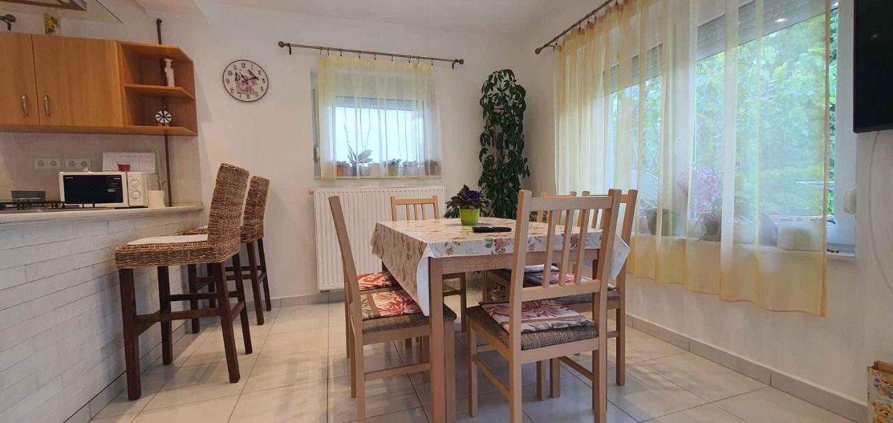 Holiday Home In Keszthely/Balaton 39648 المظهر الخارجي الصورة