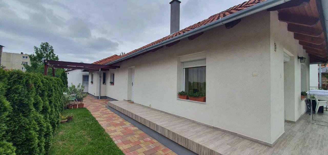 Holiday Home In Keszthely/Balaton 39648 المظهر الخارجي الصورة
